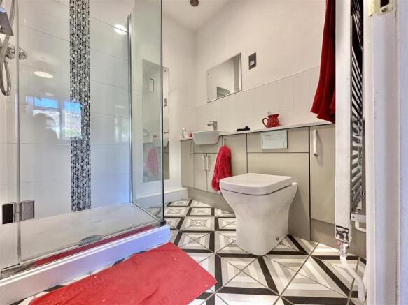 En Suite Shower Room