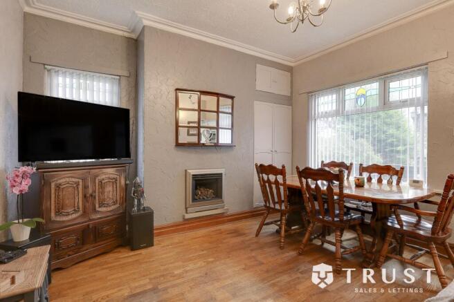 4 bed Semi-Detached for sale Image 7