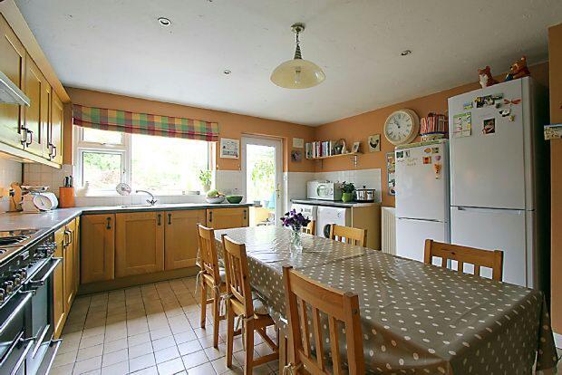 Kitchen/Breakfast Ro
