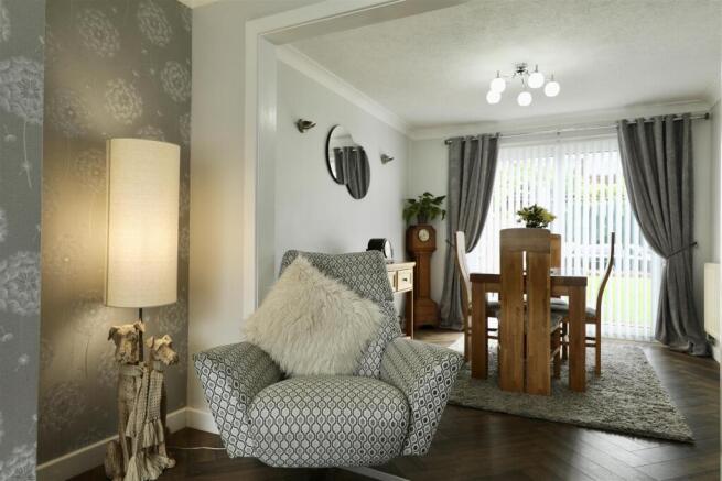 3 bed Semi-Detached for sale Image 7