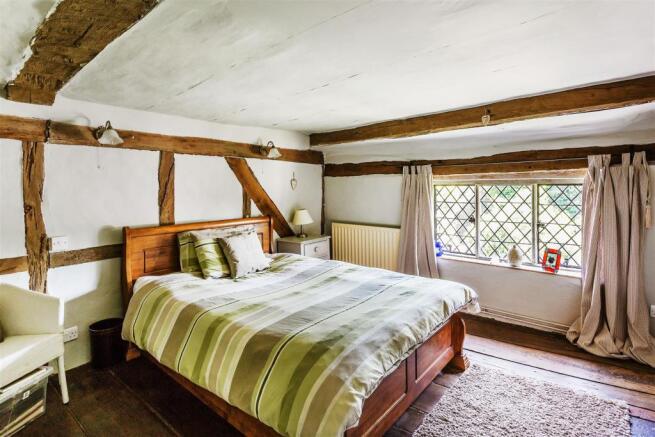 house. estate agency Bucks Green Snoxall