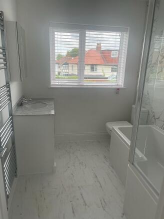 3 bed Semi-Detached to rent Image 5