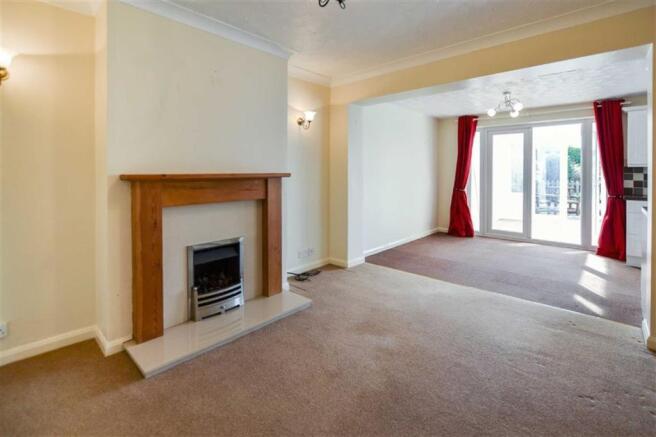 DINING AREA/LIVING KITCHEN