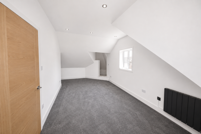 3 bed Detached to rent Image 8