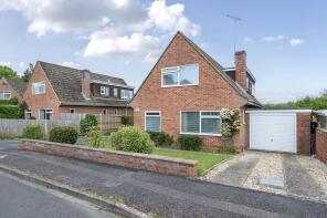 38, Monkswood Close, Newbury RG14 6NS