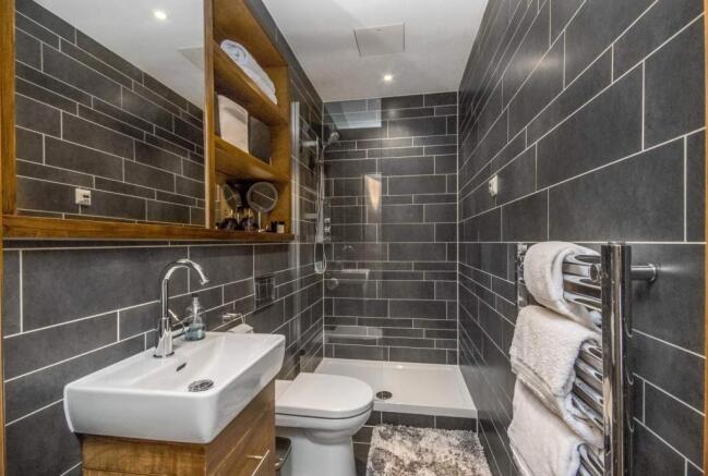 Ensuite