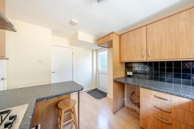 3 bed Semi-Detached for sale Image 5
