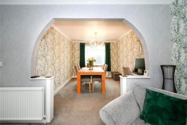 3 bed Semi-Detached for sale Image 5