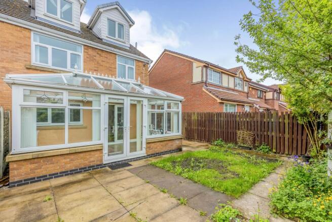 Garden/Rear