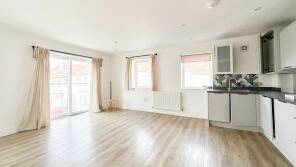 Flat 4, 194, West Street, Bedminster, Bristol BS3 3NB