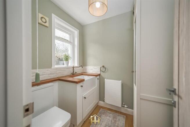ROWAN COTTAGE AUCHTERHOUSE DUNDEE DD3 0QN 130426 E