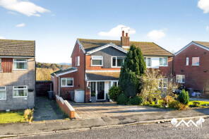 72, Openshaw Drive, Blackburn BB1 8RH