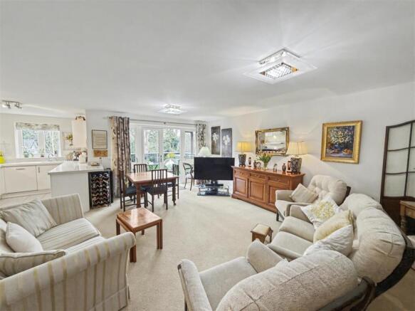 Open Plan Lounge/Kitchen/Diner