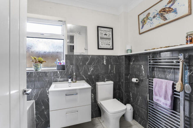 3 bed Detached Bungalow for sale Image 9