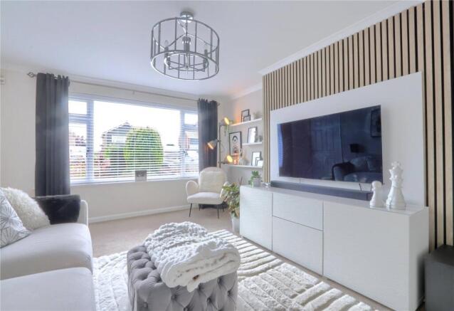 3 bed Semi-Detached for sale Image 4