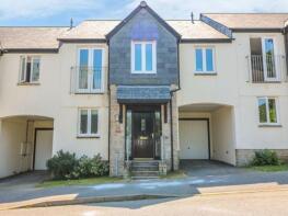 53, Calver Close, Penryn TR10 8SG
