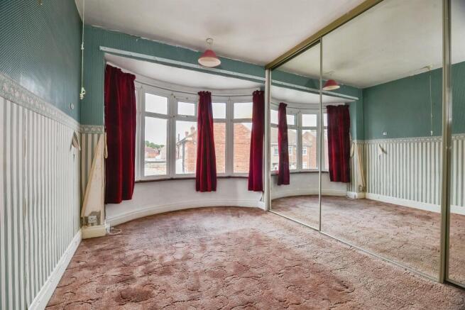 3 bed Semi-Detached for sale Image 9