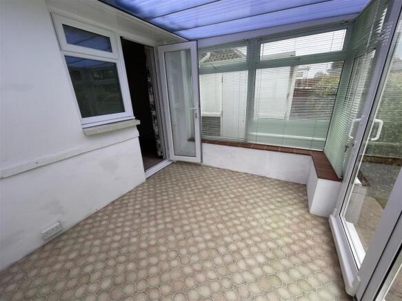 LARGE CONSERVATORY