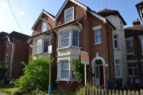 Manor Grove, Tonbridge