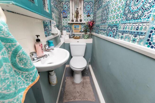 2 bed Semi-Detached for sale Image 11