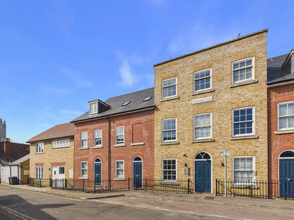 1 bed studio to rent Queningate Mews, Canterbury