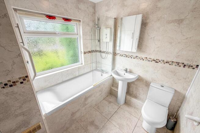 3 bed Semi-Detached for sale Image 5