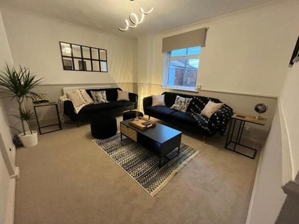 2 bed Terraced for sale Image 8