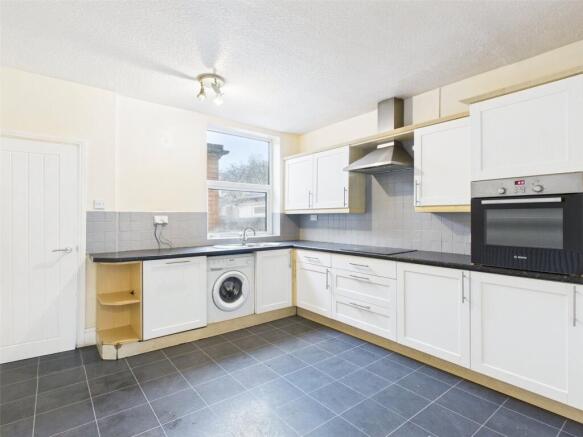 Peel Street, Langley Mill, Nottingham, Derbyshire, NG16 photo 5