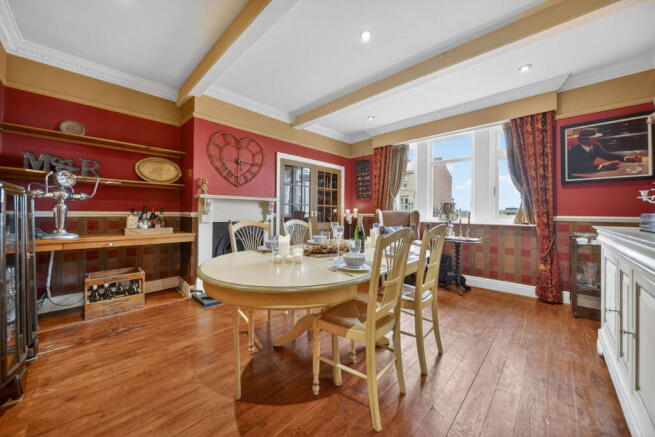 Middleton House, Halifax Road, Liversedge, WF15 photo 4