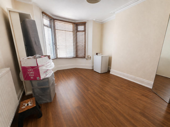 FRONT RECEPTION ROOM