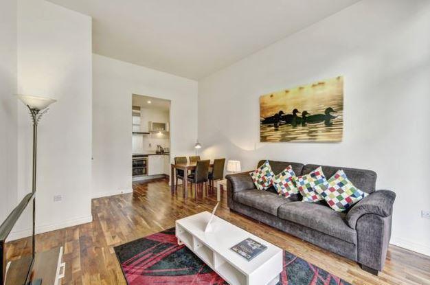 Living Room.JPG