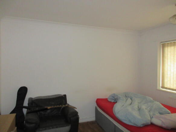 2 bed Flat to rent Image 7
