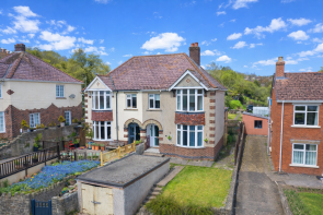 10, Springfield Road, Lydney GL15 5LQ