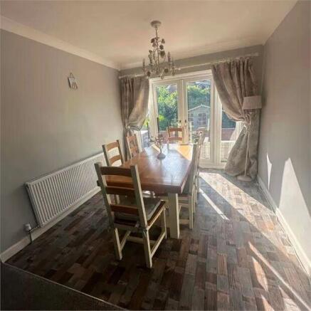 3 bed Detached for sale Image 6