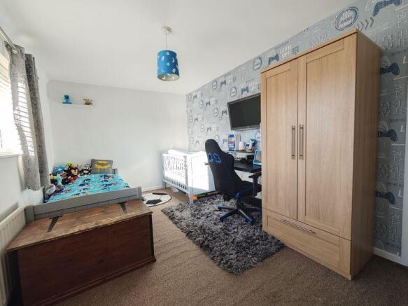 Photo 11