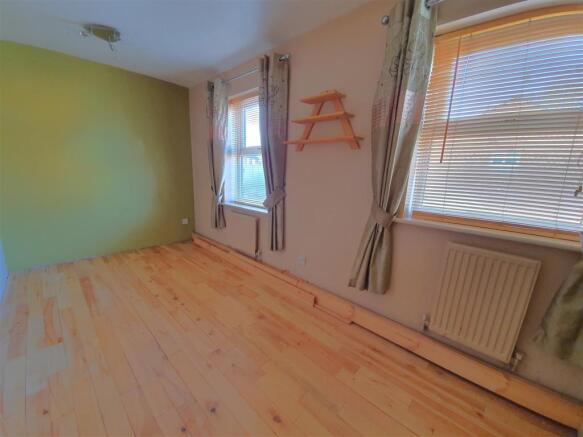 Bedroom 2.jpg