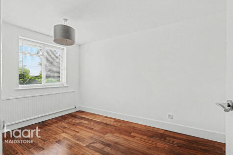 Elmstone Close, Maidstone