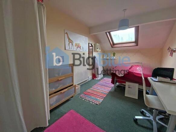 9 bed Terraced to rent Image 6