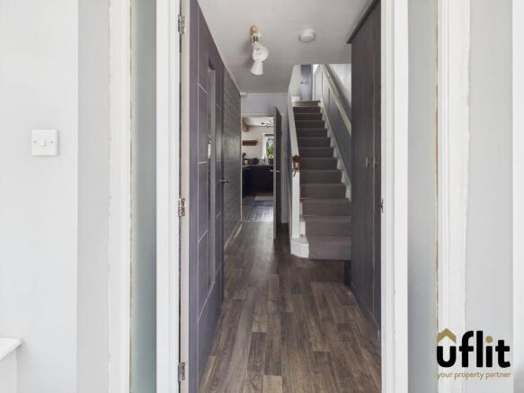 3 bed Semi-Detached for sale Image 5