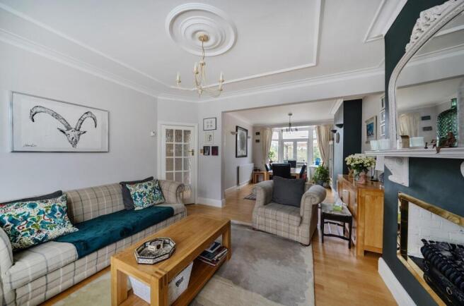 Davidson Frost-Wellings, DFW, Woodhill Crescent, L