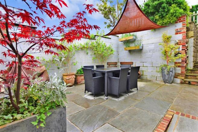 External Lifestyle Photograph