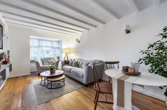 1401692-7-696a6ea...