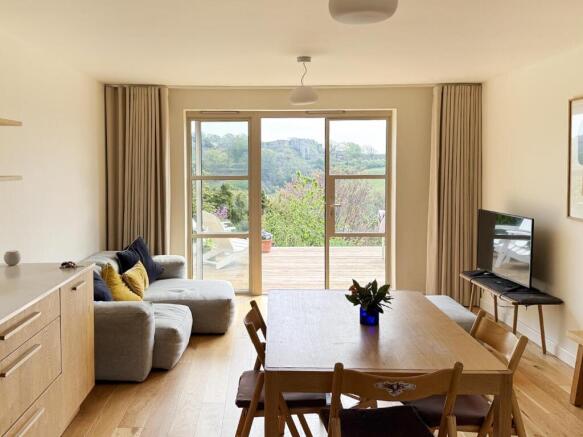 Living/Dining/Kitchen: