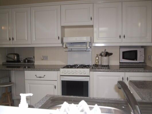 Kitchen (2)