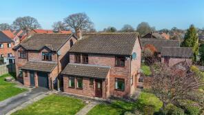 6, Almond Drive, Ellesmere SY12 9PS