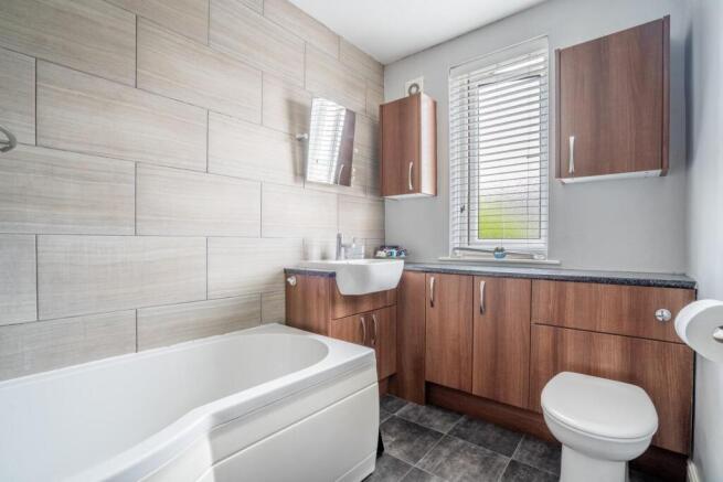 2 bed Terraced for sale Image 10