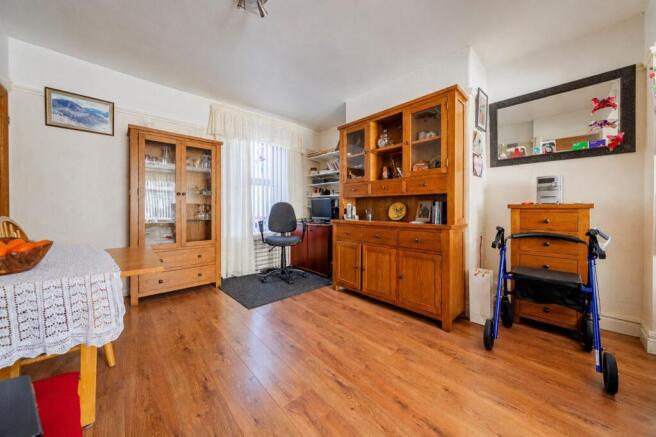 LIVING & DINING ROOM