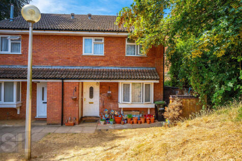Moorland Gardens, Luton