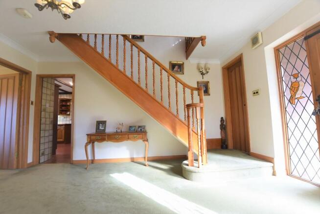 RECEPTION HALLWAY