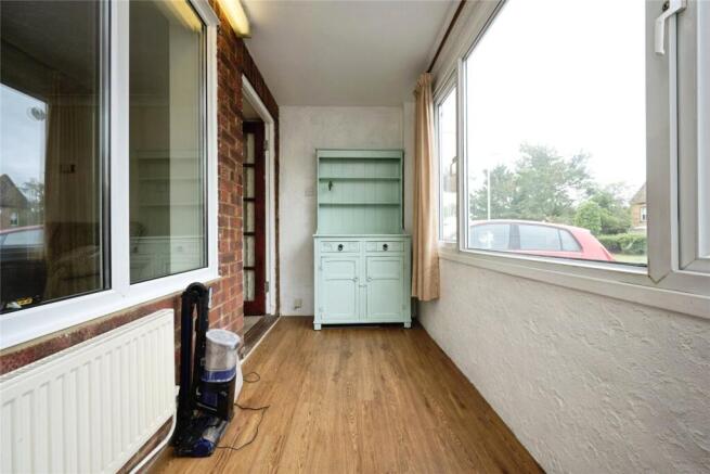 White Horse Close, LEIGHTON BUZZARD, Bedfordshire, LU7 photo 4